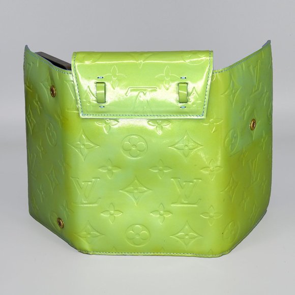 LOUIS VUITTON Monogram Vernis Walker Wallet - Picture 3 of 9
